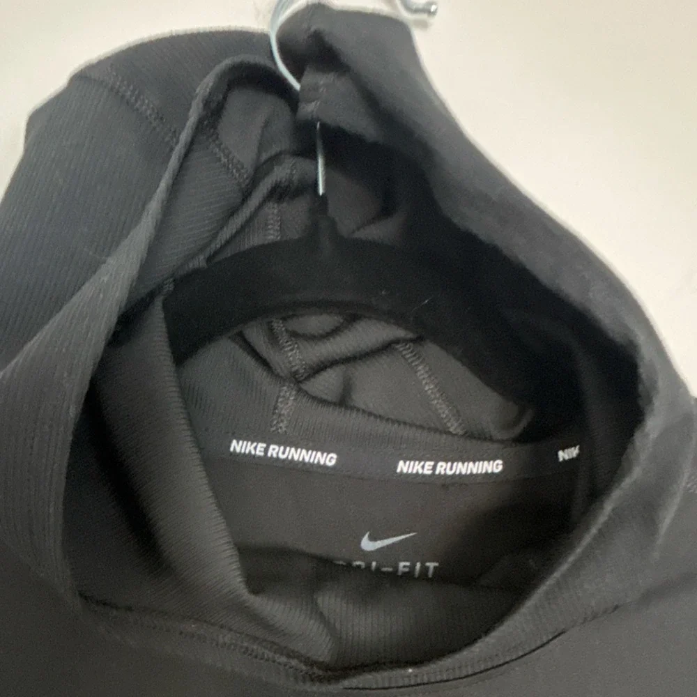 Nike Running Dri-FIT Pullover‎ Hoodie Black XS Men's Or Women's Long Sleeve